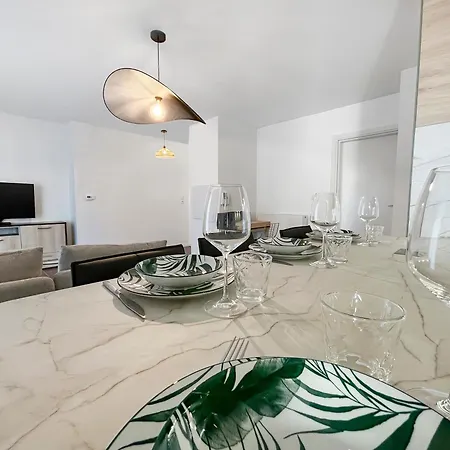 Moderne Avec Terrasse Pres De Toulouse * Saint-Orens-de-Gameville